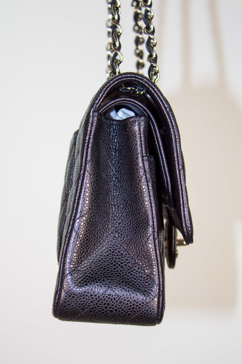 chanel-pebble-leather-medium-