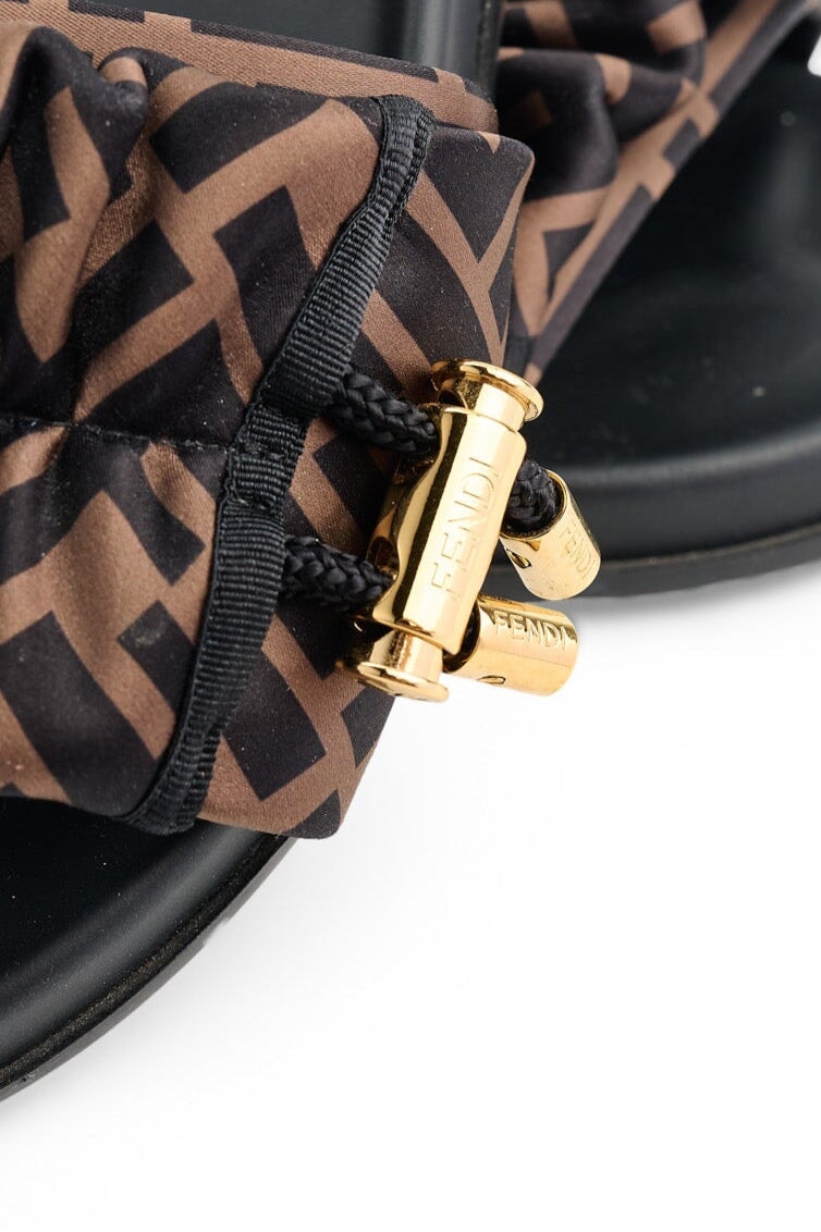 Fendi Illusion FF Slide Sandals – Audrey display picture 3